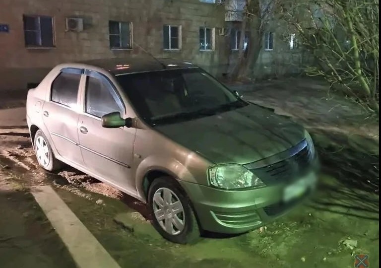 В Красноармейском районе Волгограда пенсионер из мести поджег машину соседа