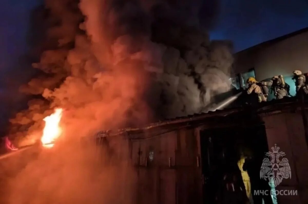    Пожар в автосервисе на Аллее Смелых ликвидирован за несколько часов