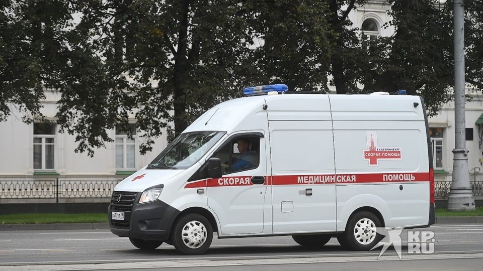 Пьяная екатеринбурженка напала на врача скорой при оказании ей первой помощи