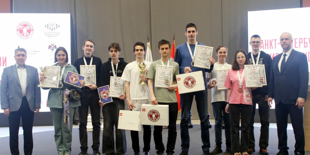 Студенты СПбГУ победили в турнире по шахматам