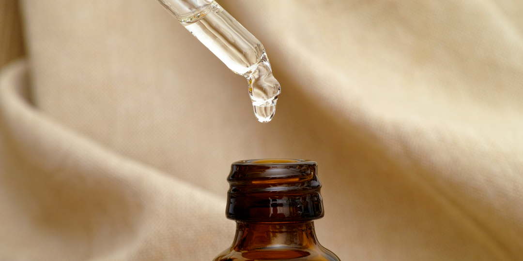 Что страшнее для кожи: минеральное масло, диметикон или масло сладкого миндаля?