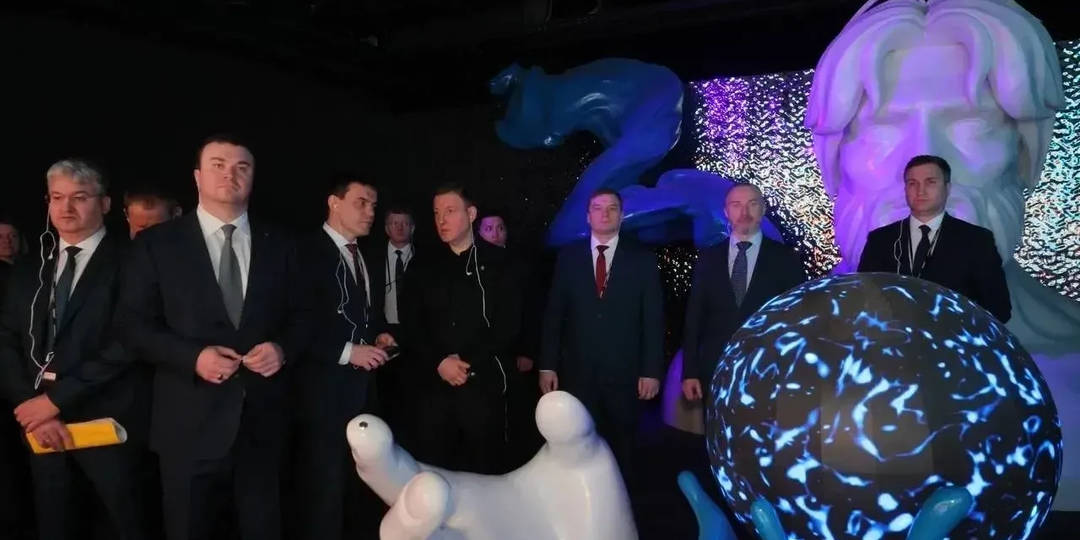 Губернатор Виталий Хоценко оценил культурное пространство в Красноярске