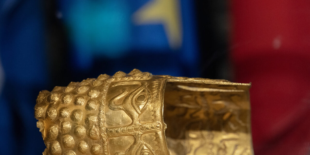 В Нидерландах нашли украденный в прошлом году 2500-летний золотой шлем