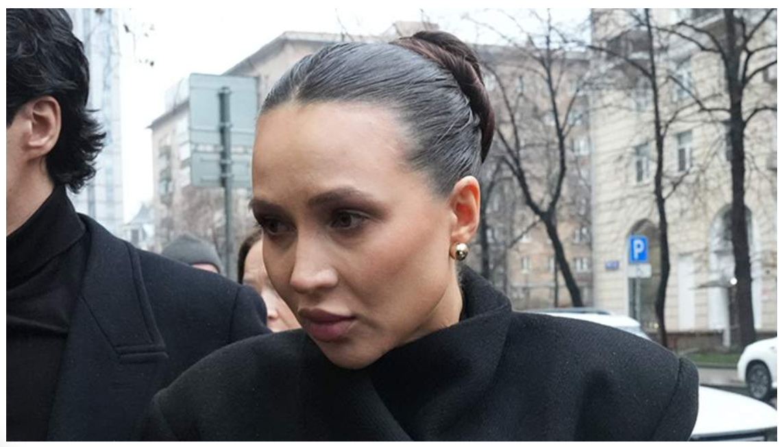 Вале́рия Вале́рьевна Чека́лина, также известная как Ле́рчек, — российский блогер и телеведущая. Согласно Forbes в 2020 году занимала седьмое место в Рейтинге самых высокооплачиваемых российских звёзд в Instagram (запрещённая соцсеть)