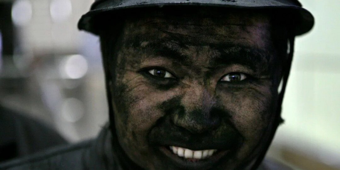 Fitch: ближневосточный кризис принесет высокую прибыль китайским угольщикам