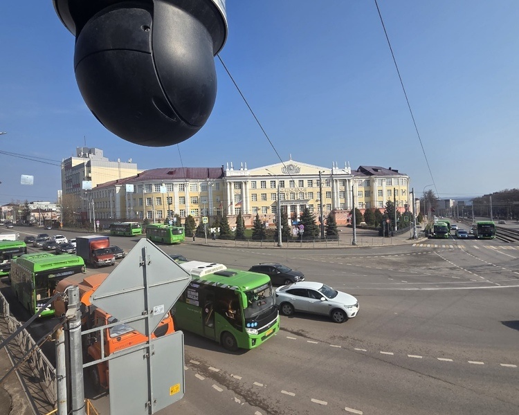     В Курске на Карла Маркса установили камеру для фиксации нарушений ПДД