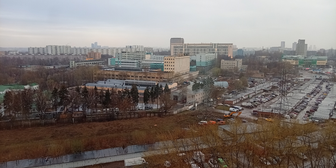 Дождь. Стекло. Город. Фотосессия промзоны с высоты крыши.