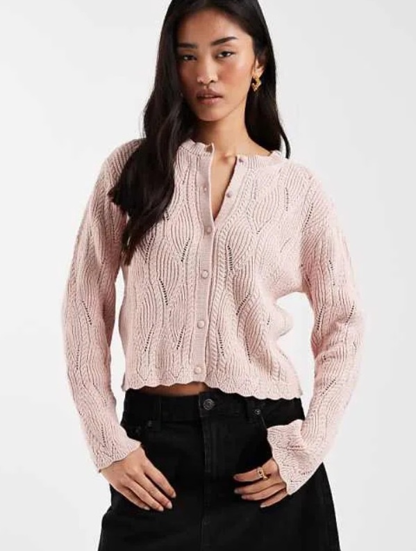 Розовый кардиган. Фото источник: интернет-магазин одежды.