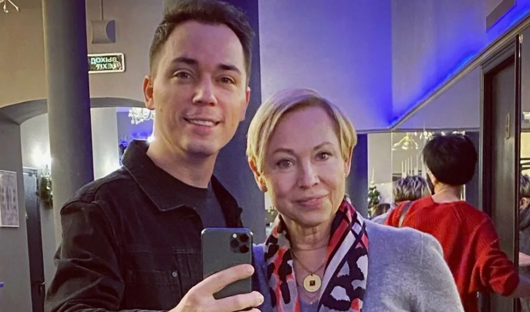 Родион очень мохож на мать