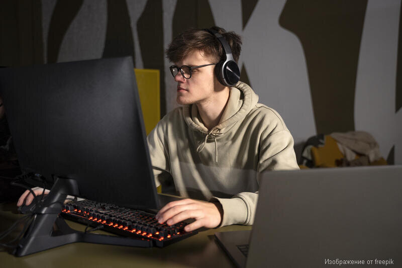 Бизнес сможет создавать корпоративных ИИ-агентов на базе ГигаЧат Ультра