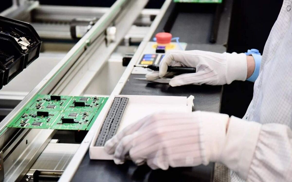    Резидент орловской ОЭЗ «Орел» расширит выпуск телематики для автопрома Фото – правительство Орловской области