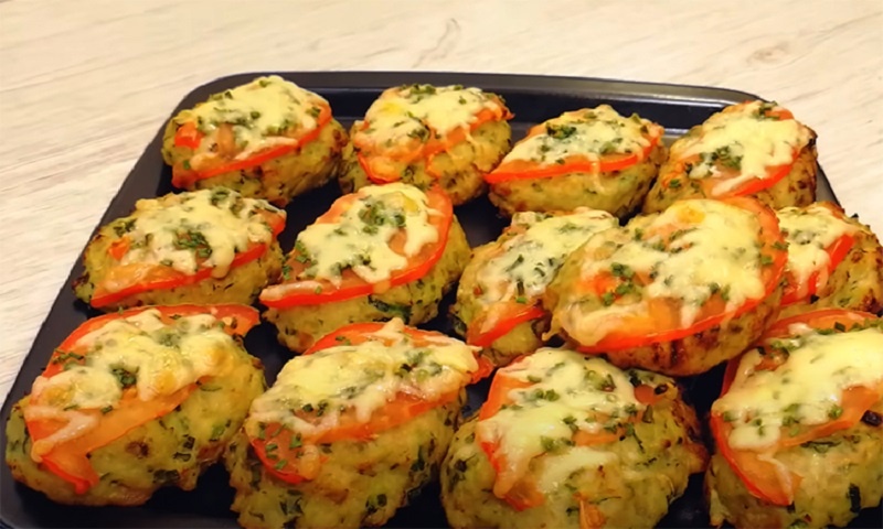 Как приготовить сочные котлеты в духовке сразу на всю неделю