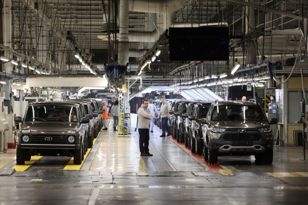 В «Ростехе» опровергли слухи об остановке АвтоВАЗа