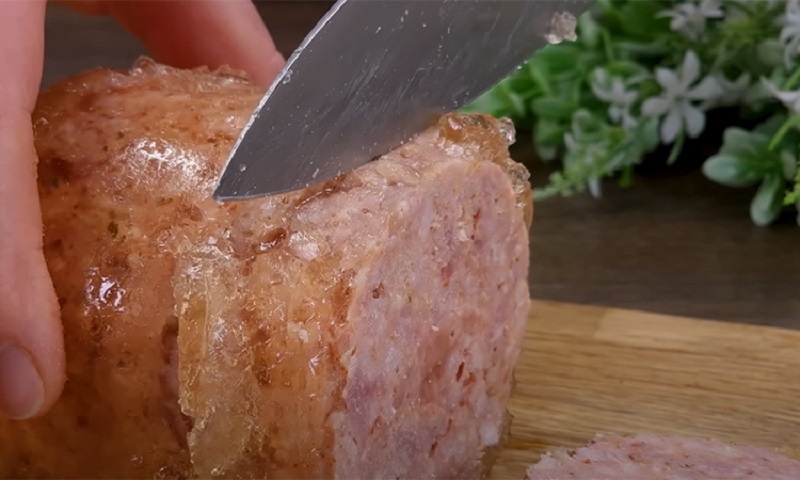 Домашняя колбаса в банке: как сделать по-настоящему вкусно и с запасом