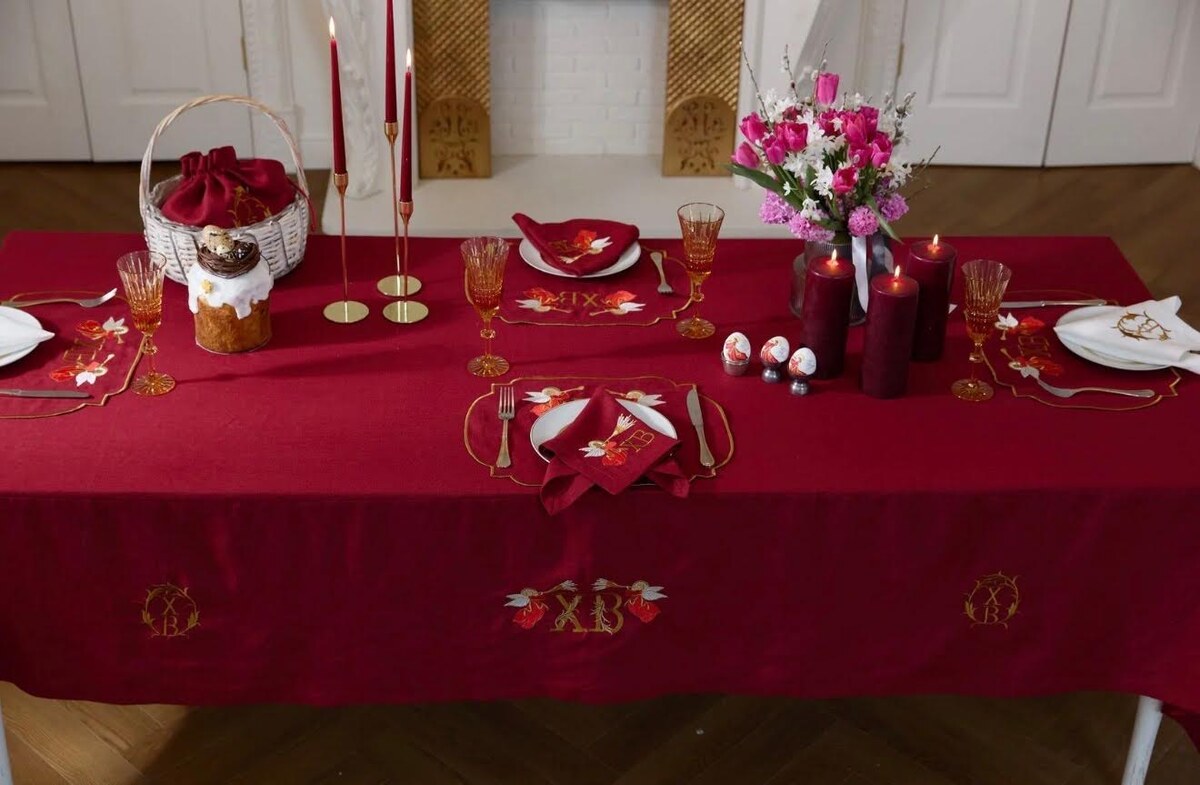 Скатерть «Благая весть» от momoforhome.ru 