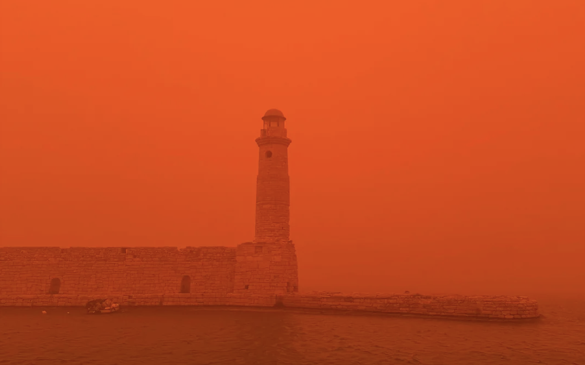    Песчаная буря на острове Крит