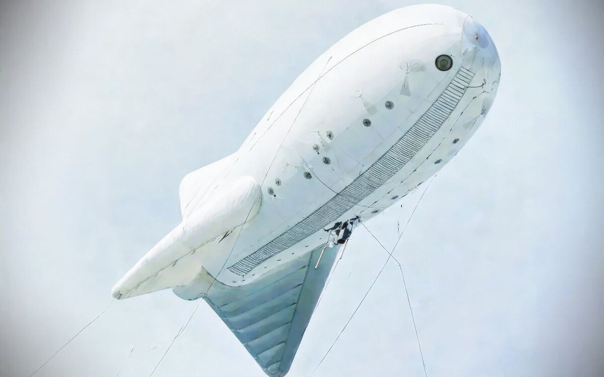    Ростех создал аэростат мобильной связи Фото: «Росэл»