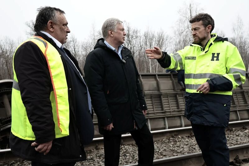 СК назвал предварительную причину крушения поезда в Ульяновской области