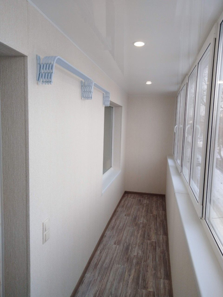 Внутренняя отделка балкона ламинированными ПВХ панелями