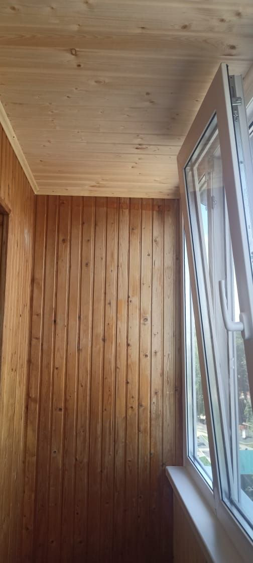 Внутренняя отделка балкона деревянной вагонкой класса А/В