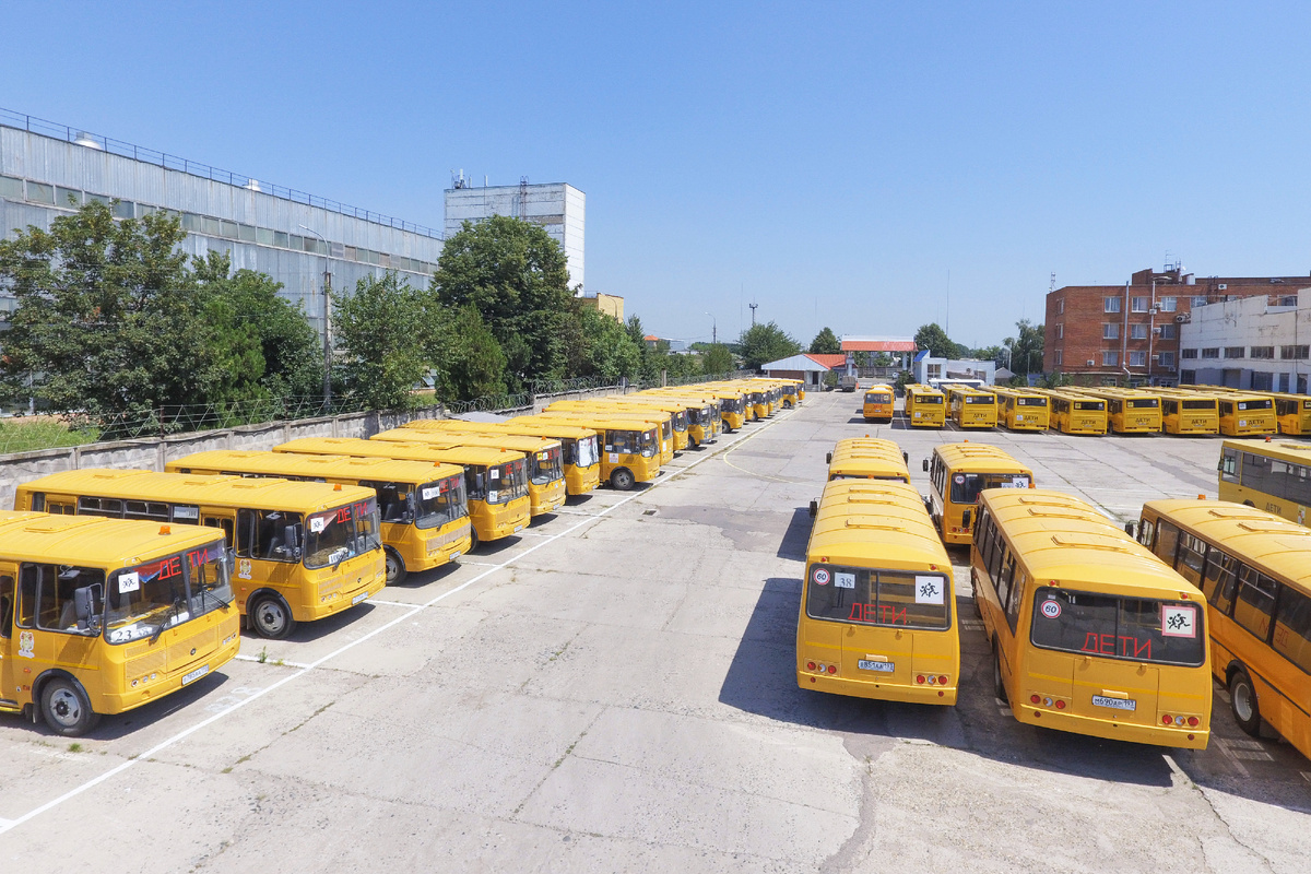 Смотрятся, как новенькие. Откроем секрет: они в эксплуатации 15 лет, их техническое состояние поддерживает КГС.