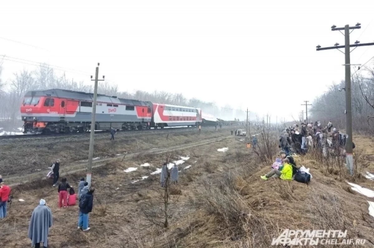    Дети были напуганы, но помогали выбираться остальным