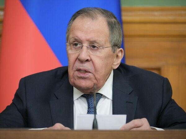 Лавров: США нужно прекратить огонь вокруг Ирана, а не говорить о проблеме Ормуза
