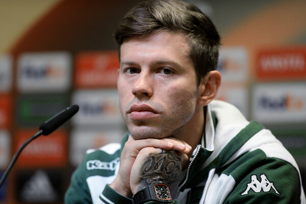 Игрок ФК «Краснодар» Федор Смолов на пресс-конференции перед матчем группового этапа Лиги Европы с ФК «Боруссия» (Дортмунд, Германия), 2015 год / Григорий Сысоев/РИА Новости   📷