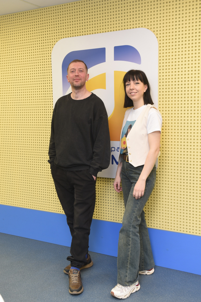 Евгений Казаков и Полина Щукина дарят позитивный настрой слушателям "Трансмита".