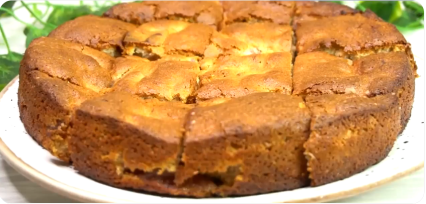 Пирог «Трухлявый пень»: мягкий, влажный и экономный рецепт для тех, у кого застоялось варенье...