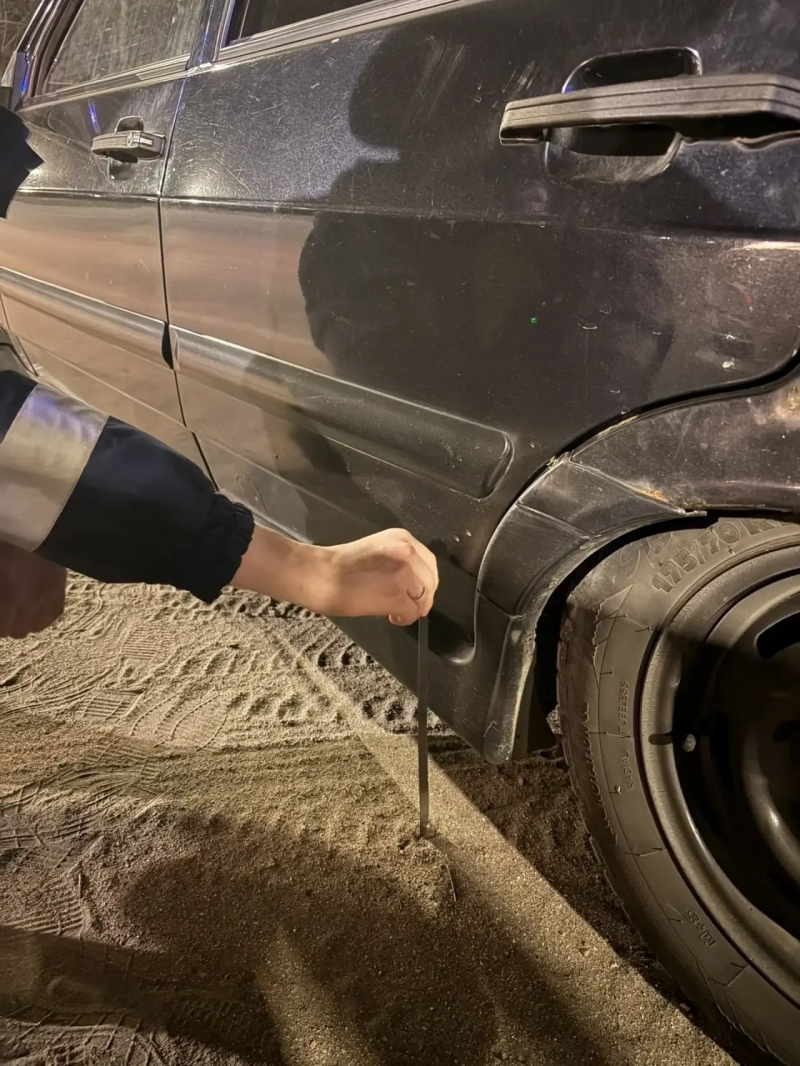    Дрифт отменяется: двух водителей в Петрозаводске оштрафовали за заниженное автоГосавтоинспекция Петрозаводска / ВК