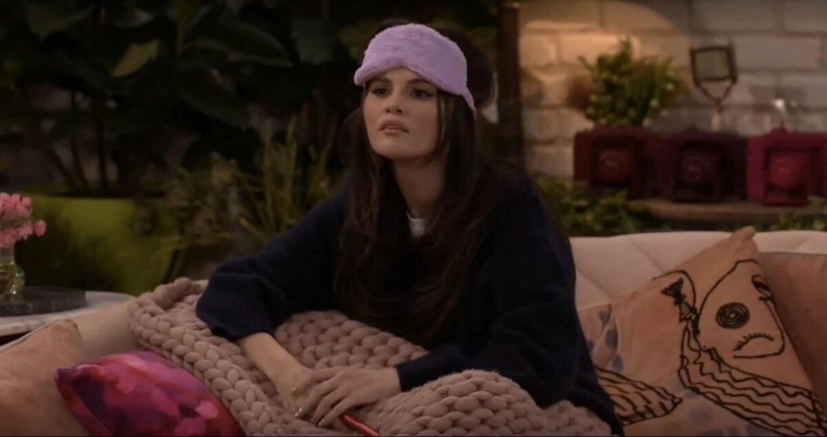 Селена Гомес в роли Алекс Руссо в сериале «Волшебников за пределами Вэйверли Плэйс», 2025 г.📷
