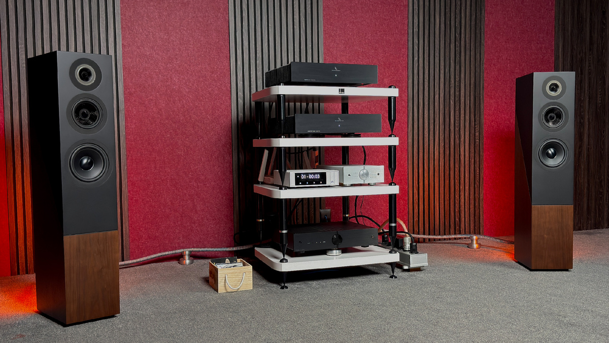  Davis Acoustics The Pledge, Think Digital Audio Stage #4, Audio Analogue AACento& AADAC, Ricable.