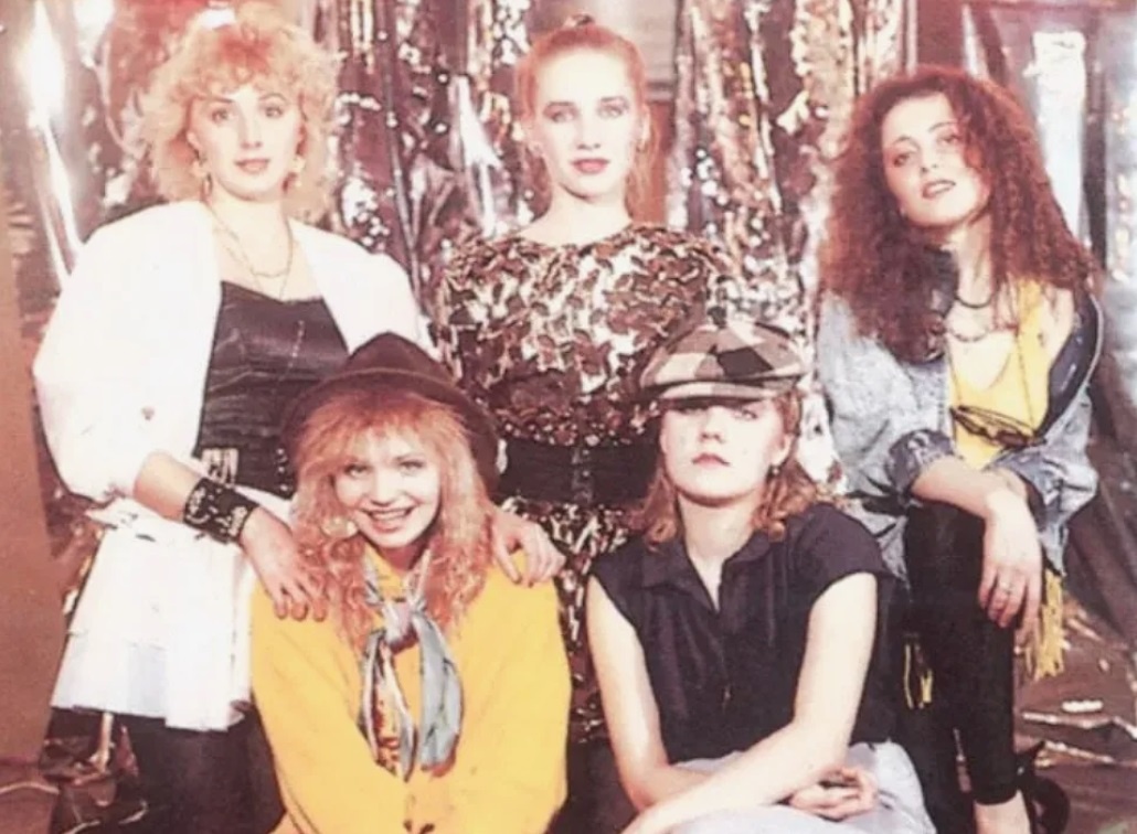 Анжелика Варум в "Комбинации", справа. Фото: соцсети