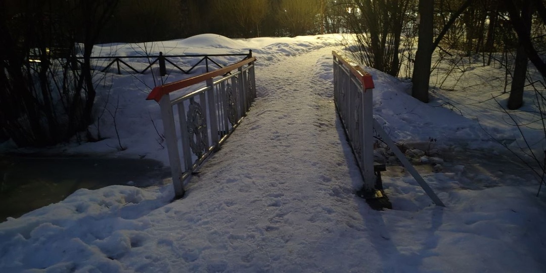 БЫЛ ПРИЯТНО УДИВЛЁН