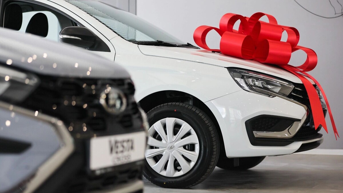    В марте авторынок вырос на треть   Дмитрий Ягодкин/ТАСС