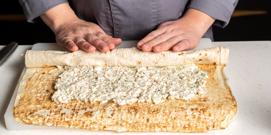 Когда времени ноль: 7 быстрых блюд из варёных яиц. Рецепт 6 из 7. Намазка для бутербродов с креветками и яйцом