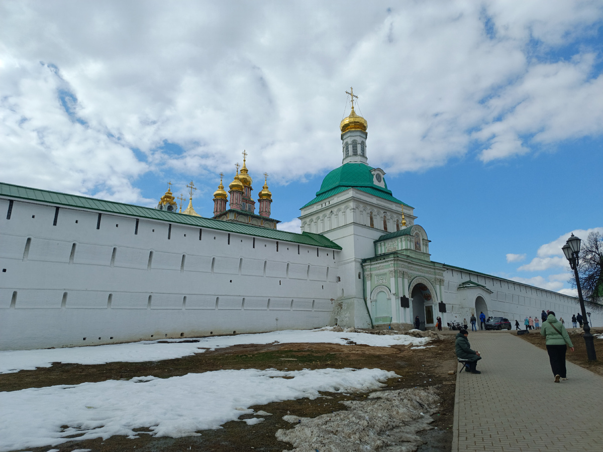 Красная башня