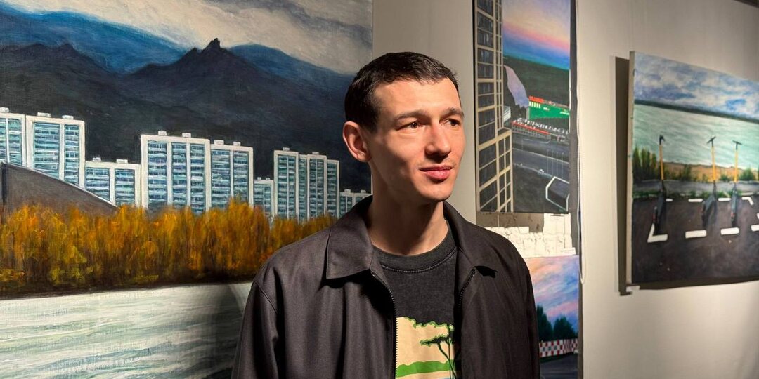 В пространстве «Бумага» предпринимательницы Елены Харламовой открылась выставка работ современного омского и тарского художника Дениса