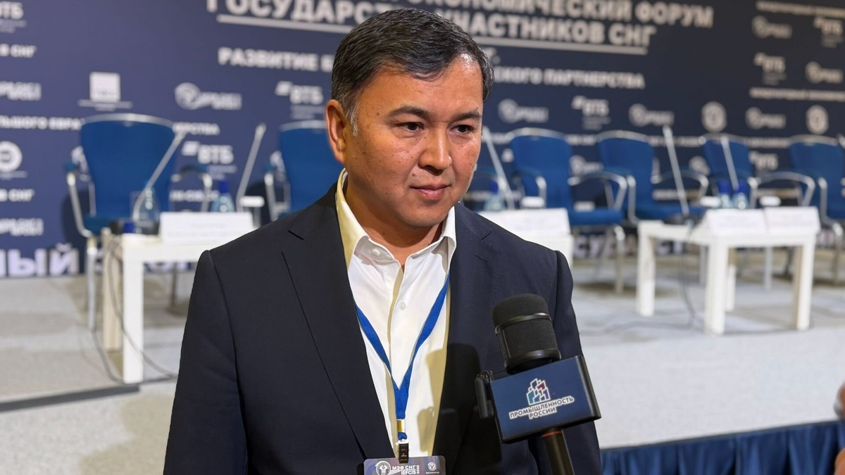   Чолпонбек Акматов Председатель Союза строителей Кыргызской Республики предложил обменяться опытом со и кадрами со странами Содружества. Источник фото: Союз журналистов СНГ.