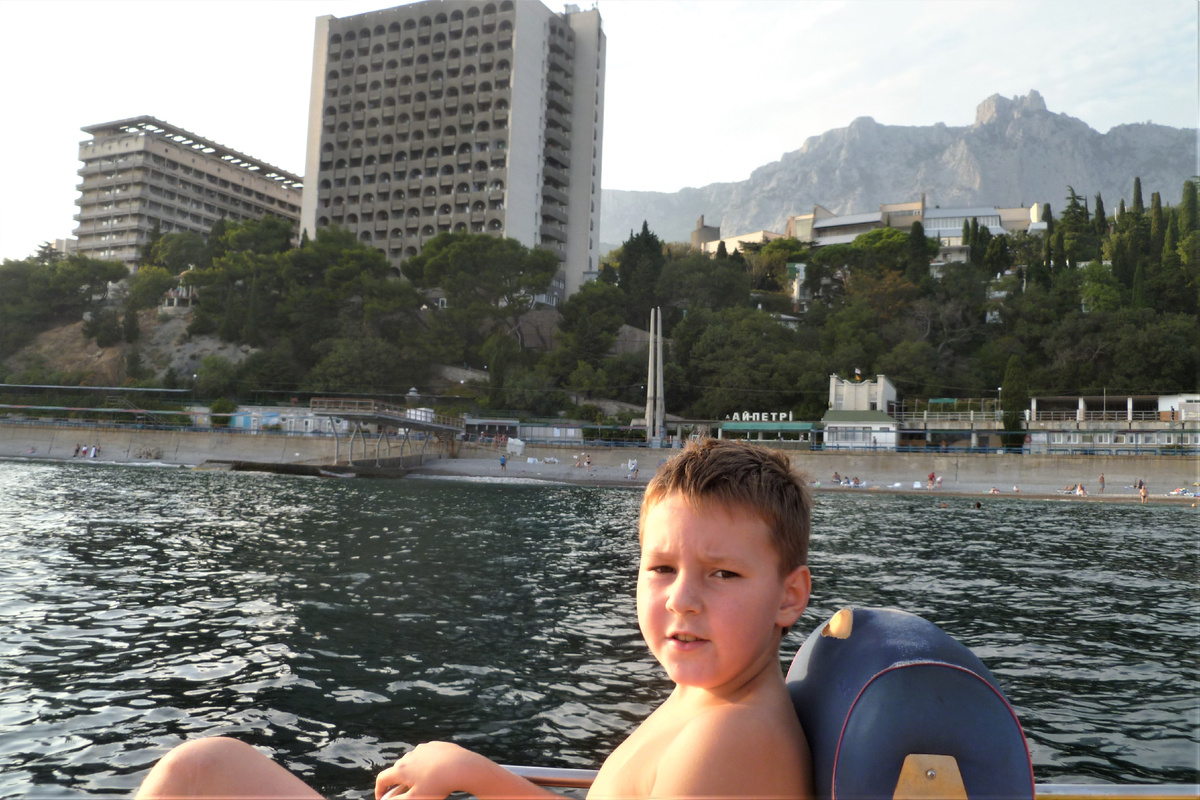 Фото автора. Санаторий Ай-Петри и гора Ай-Петри