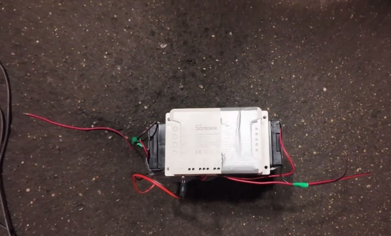    Электроскутер со взрывчаткой обнаружен у бизнес-центра в Москве. Теракт пресечён на стадии подготовки