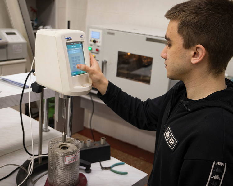     Курские дорожники проверили качество материалов перед началом сезона ремонтов