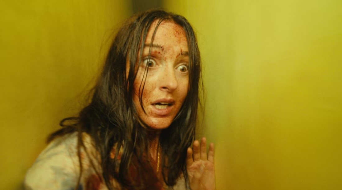     Кадр из фильма «Закулисье реальности» (2026)