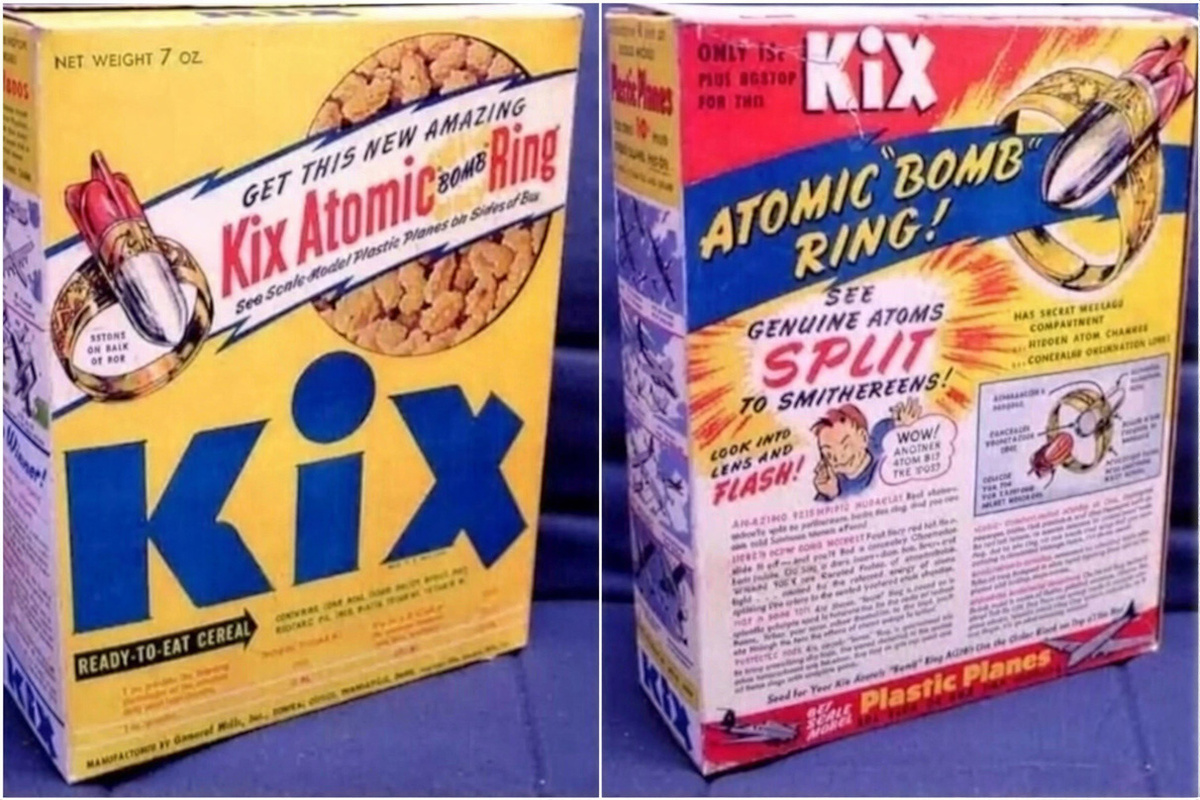 Хлопья Kix в комплекте с кольцом в виде атомной бомбы 1947 года