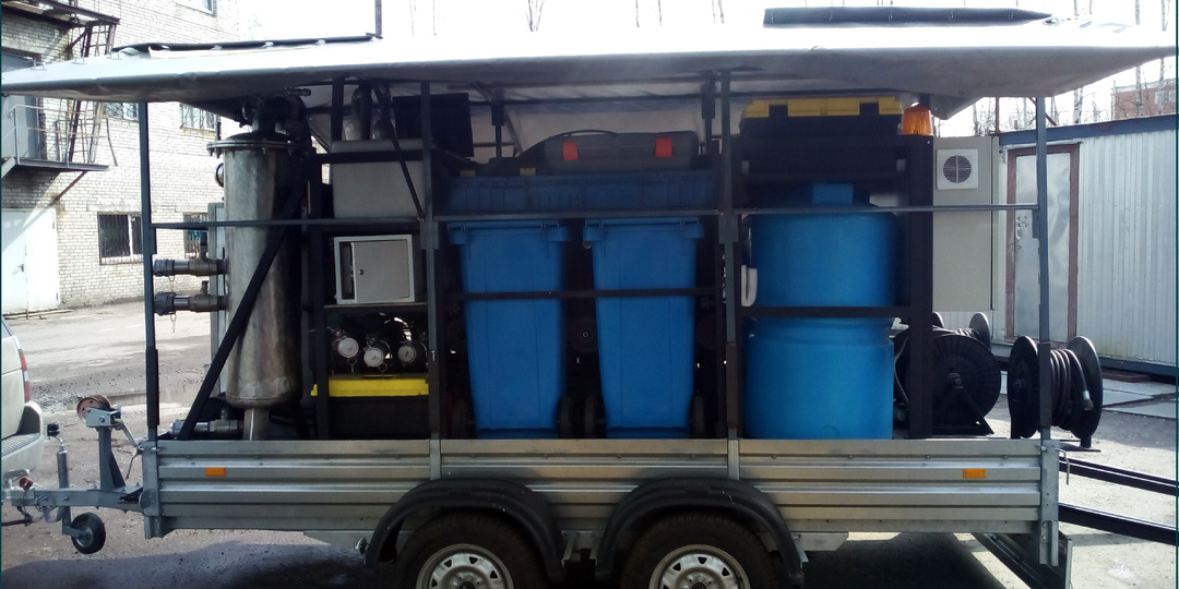 Пели трубы басовито им вторил котел, хозяин дома - "убил" Карузо в своем туалете.