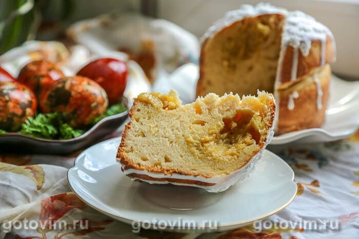 Мой очередной "экспериментальный" кулич - с кремом из манго и белого шоколада