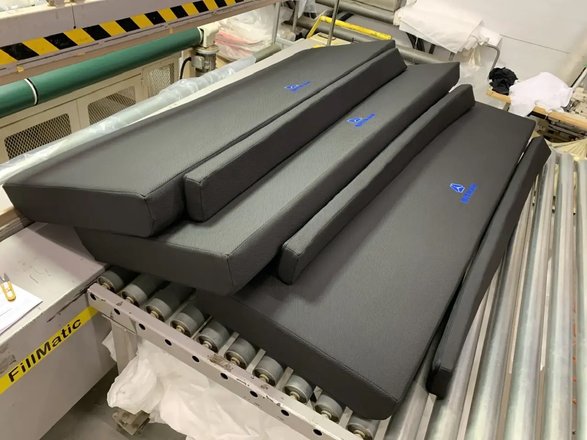 Отгрузка партии матрасов СПАЛБЕР Комфорт SITRAK C7H для ТК из Московской области. Фото Спалбер_1.