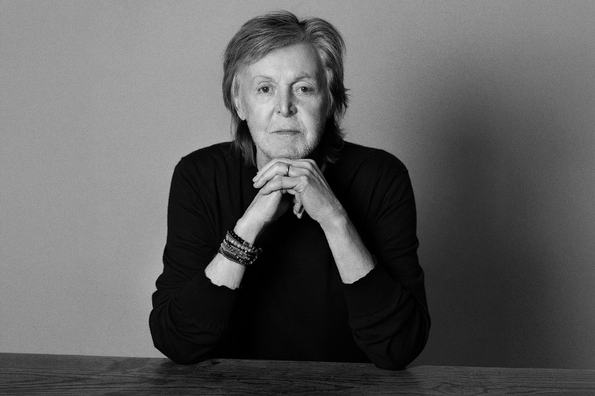 Внутреннее оформление альбома The Boys of Dungeon Lane. Фото Мэри МакКартни