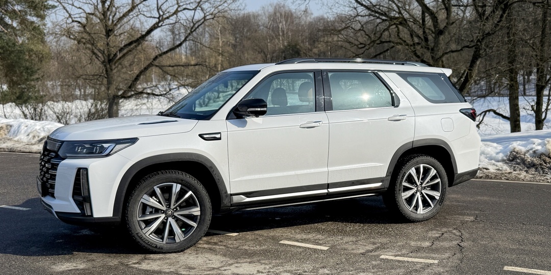 Обзор огромного кроссовера Changan CS95: тишина, комфорт и 15 л на сотню